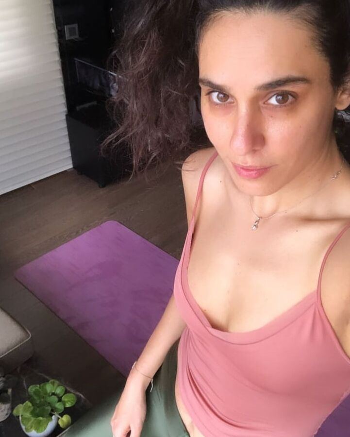 Sexy Turkish Perihan