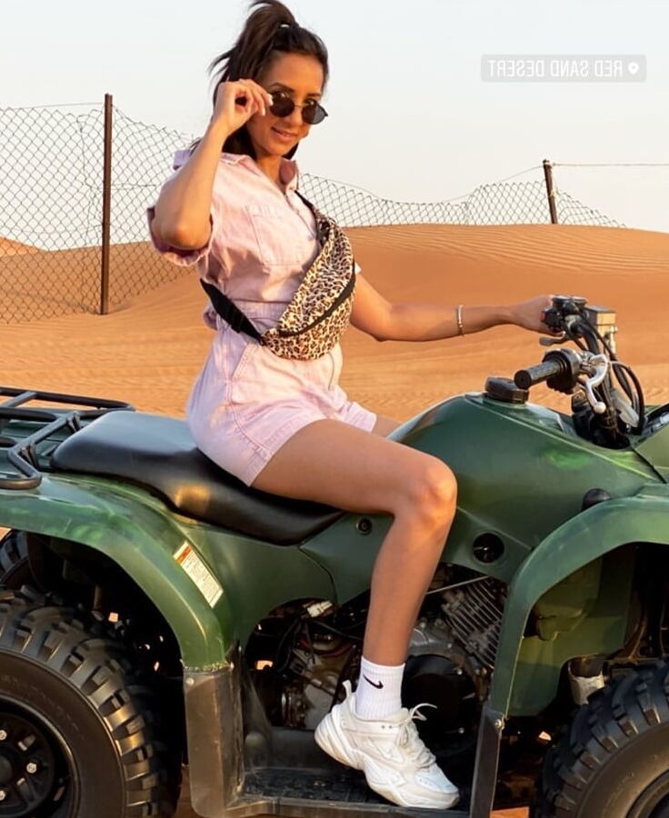 Todays Wank Target...Sexy Bela Shah Sky Sports News
