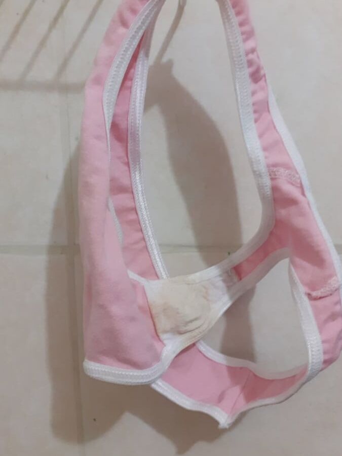 Rich thongs