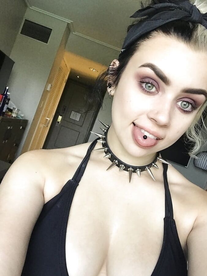 Sexy Cosplay girl