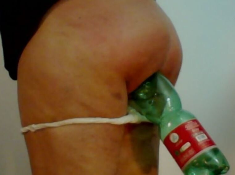 The new HQ Ass and Stockings pics of Antonella
