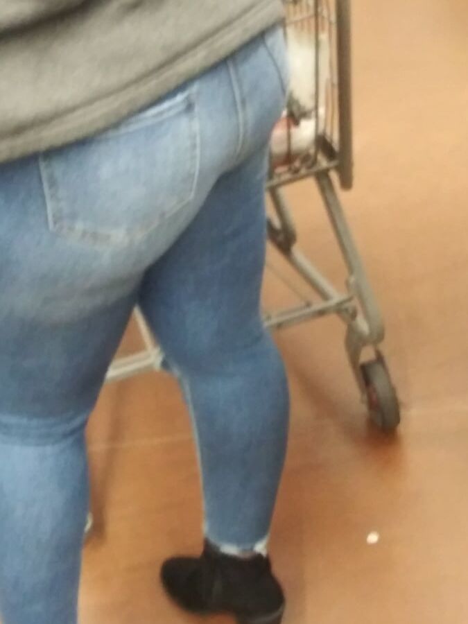 Just some phat asses