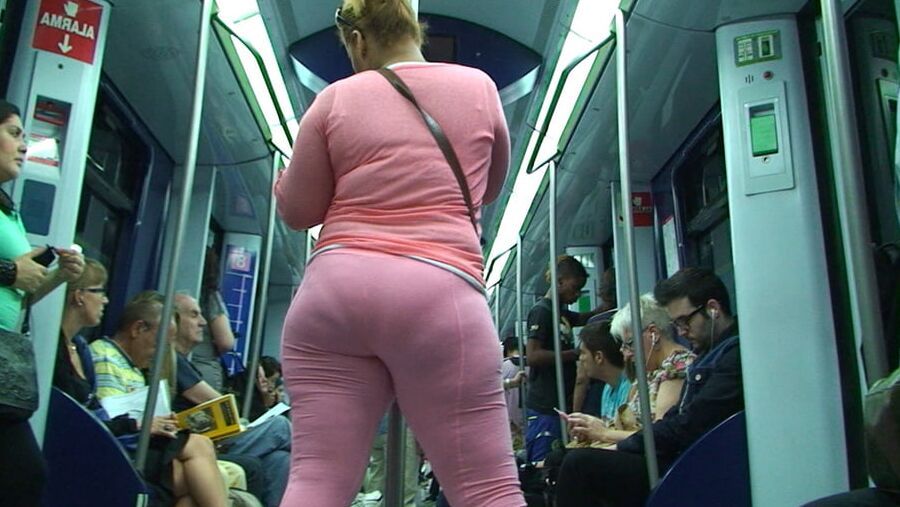 BIG BOOTY INPINKY TIGHTS