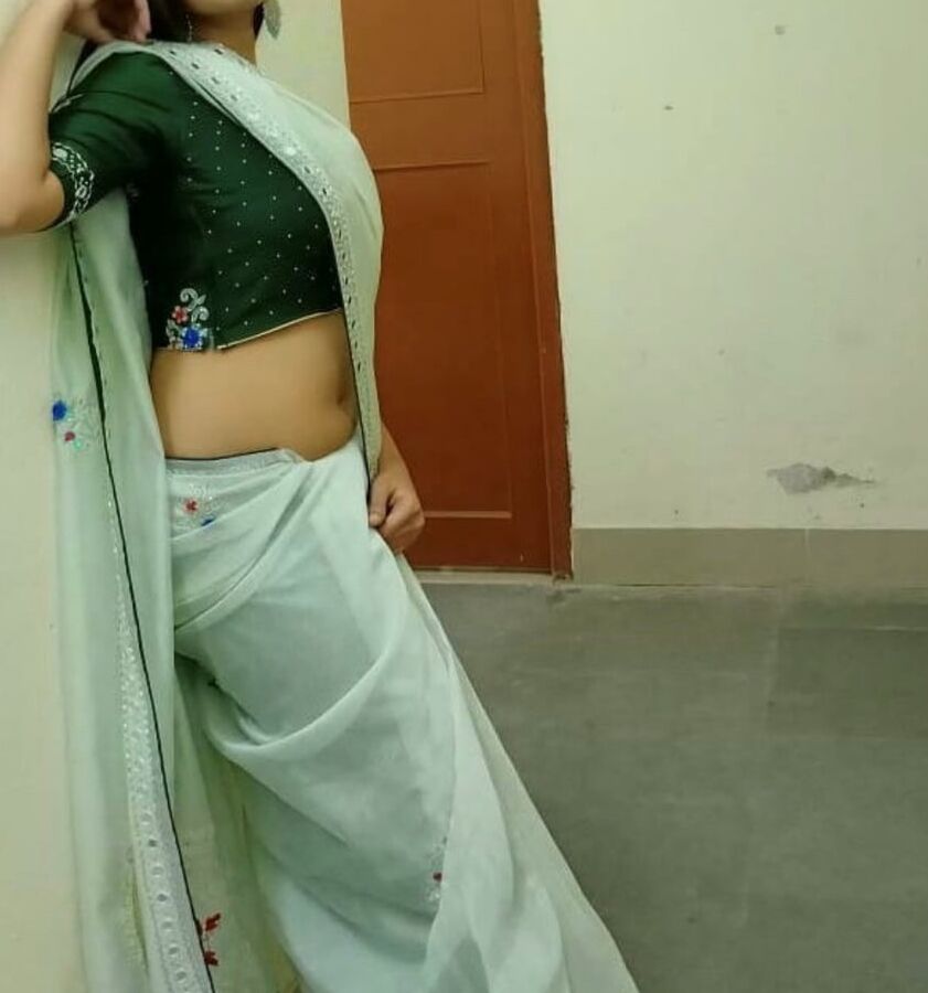 Hot Desi Woman