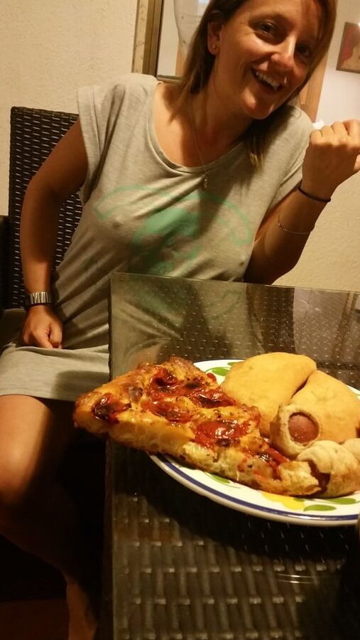 Sharing exposedeuromilf... Lorraine