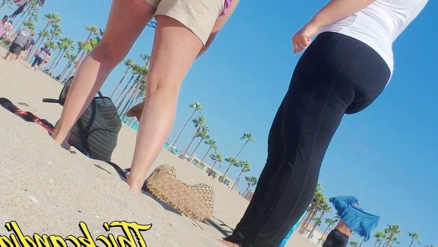 Russian PAWG with Fat Ass thighs and hips Part.