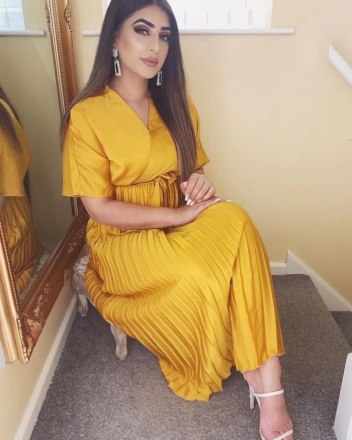Sexy Pakistani Sluts