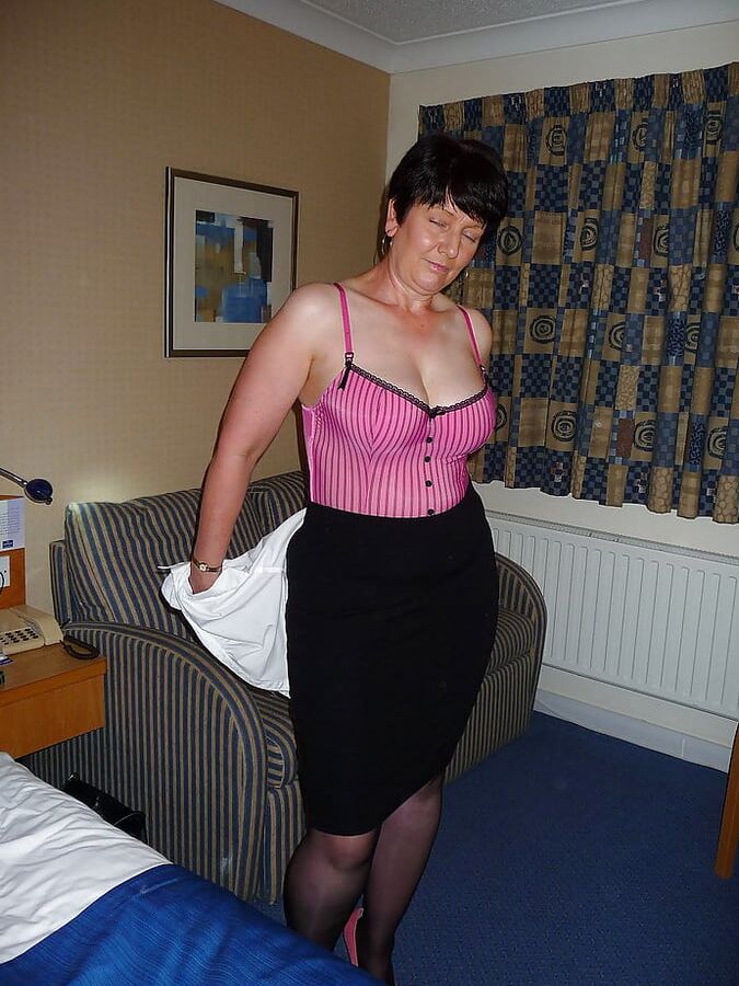 UK MILF