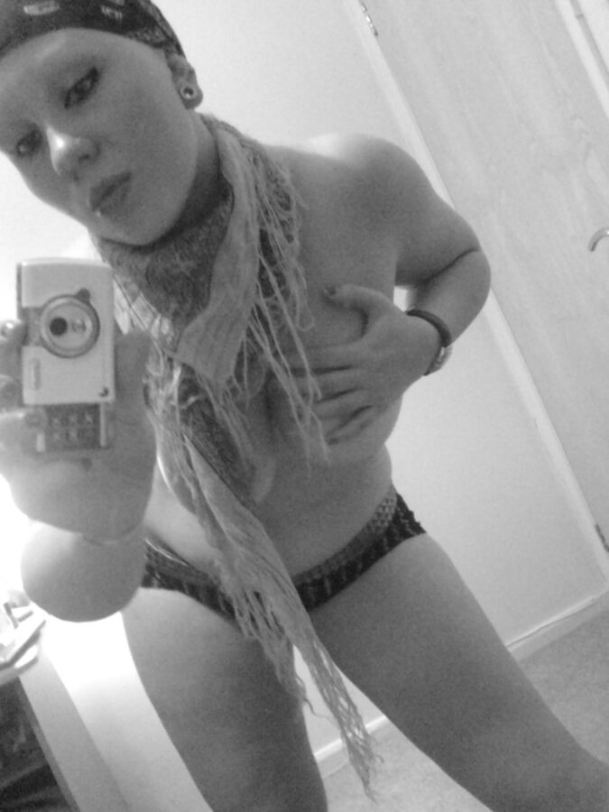 chubby goth
