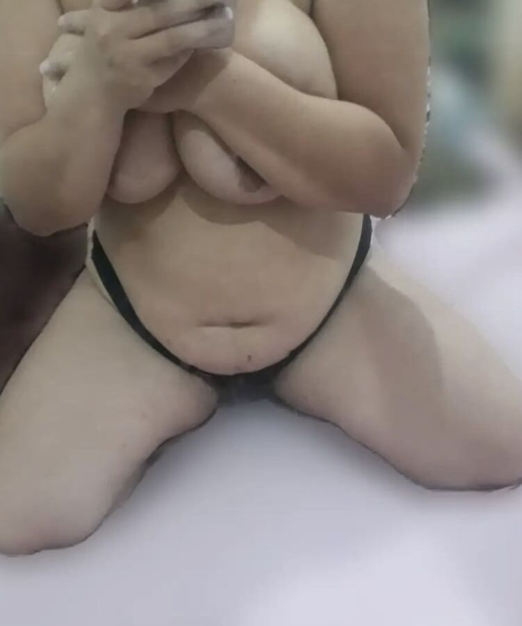 Samanta Awesome ass
