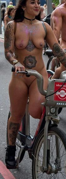 Nudists competions sportive