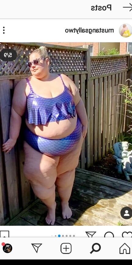 Hoodyman SSBBW . Nude piggy special.