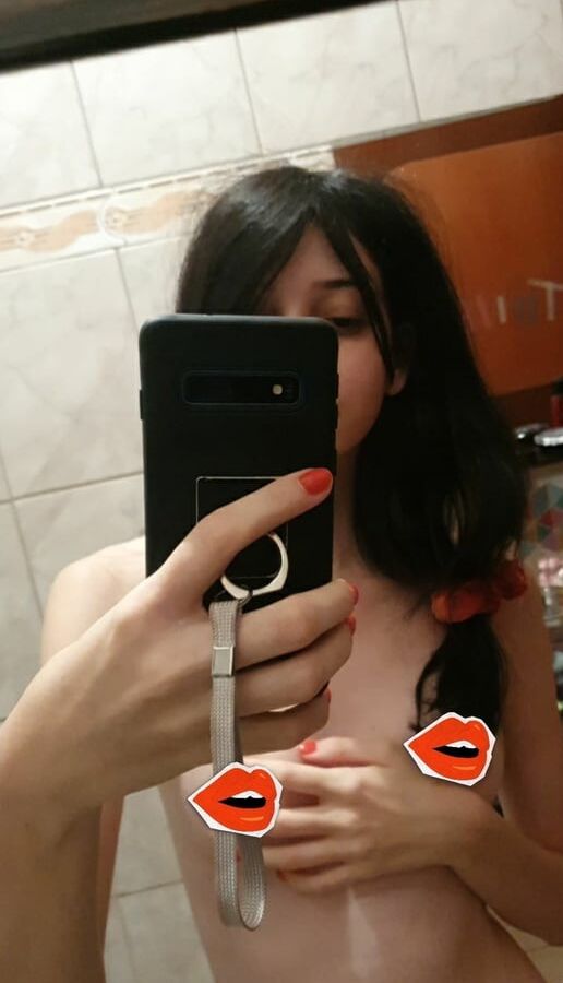 Takai Desu (Fotos Onlyfans)