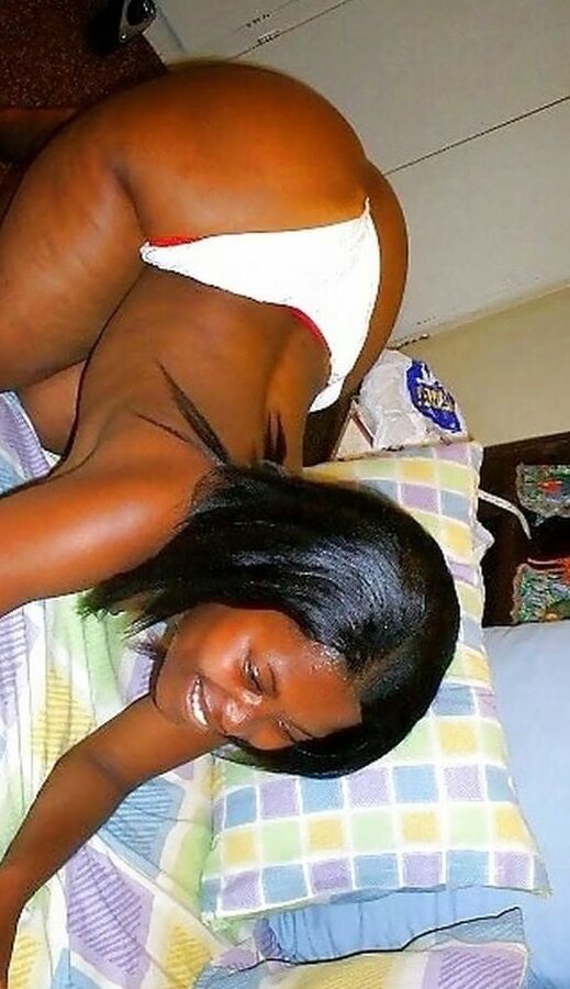 Big ebony bunda