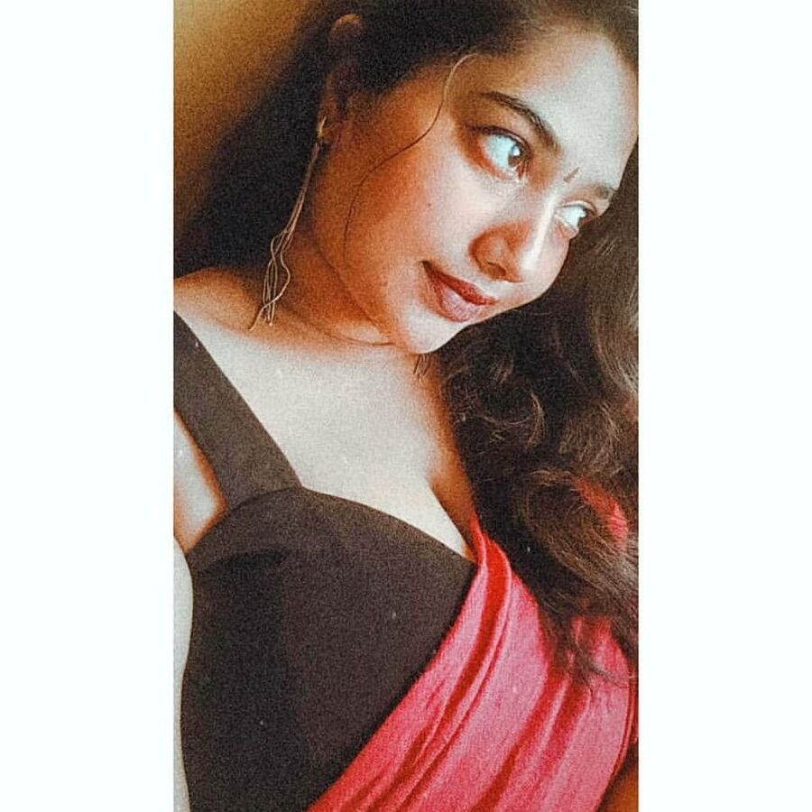 Desi Hot Chubby Girl