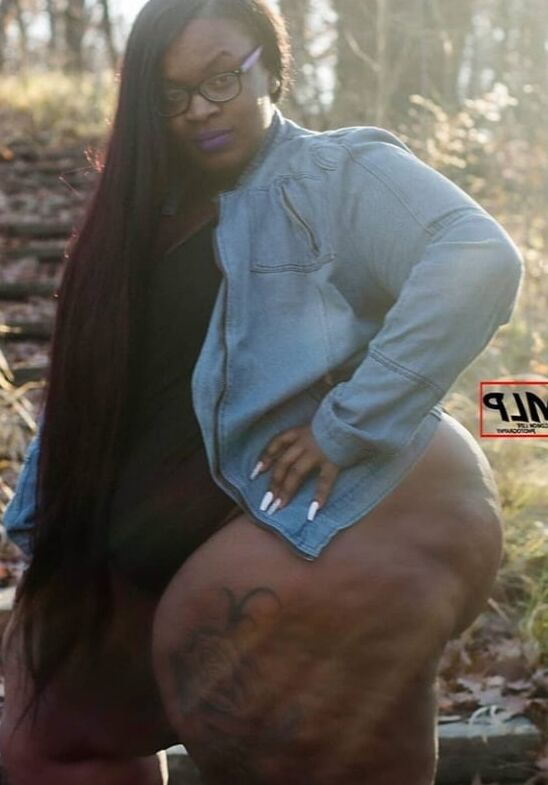 Bbw mega booty big legged chunky pear starso