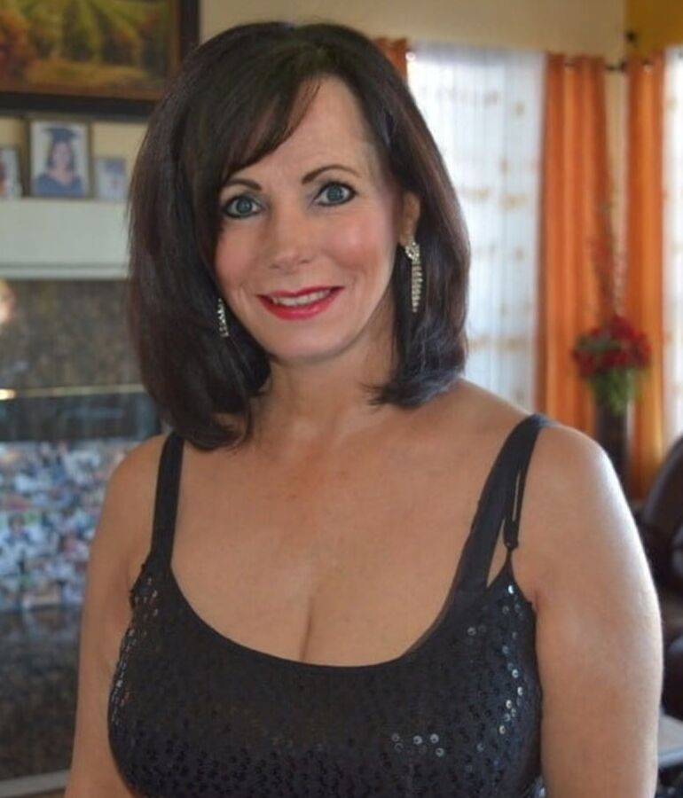 Beautiful Matures for Relationship for boys