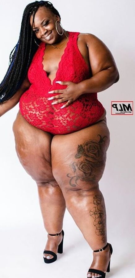 Bbw mega booty big legged chunky pear starso
