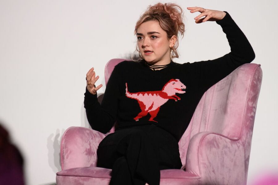 Cute and Sexy Maisie -