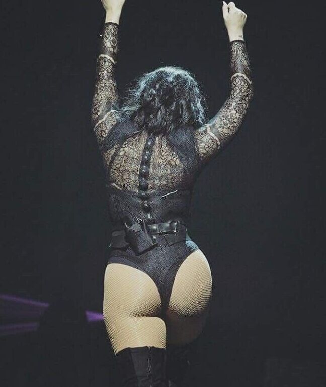 Demi Lovato - Sexy Thick Thighs and Phat Ass