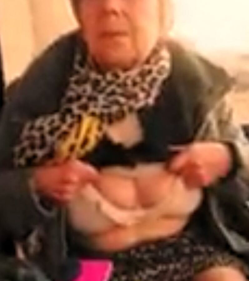 FRENCH granny Daniele-Stoufia