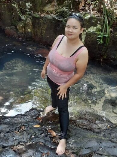 Big Tit Amateur (Thai GF)