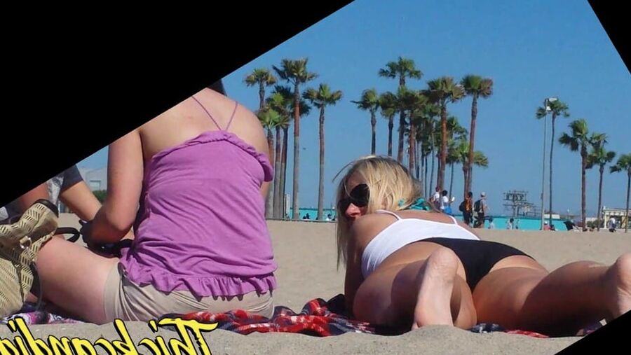 Russian PAWG with Fat Ass thighs and hips Part.
