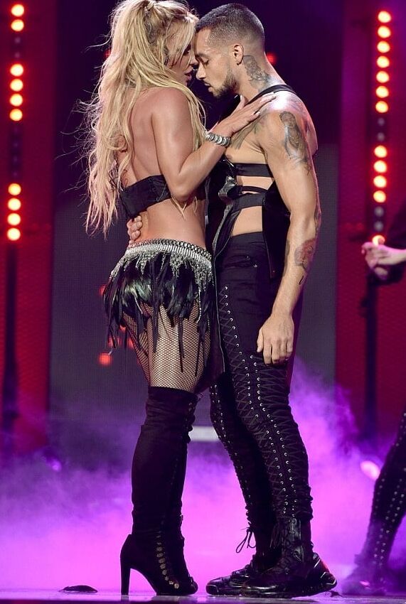 britney spears live