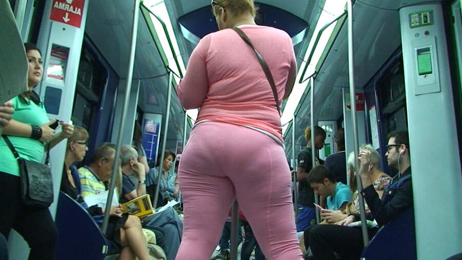BIG BOOTY INPINKY TIGHTS