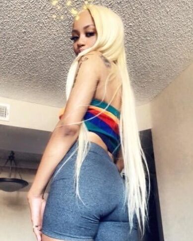 Myaa Lancaster, CA Hooker