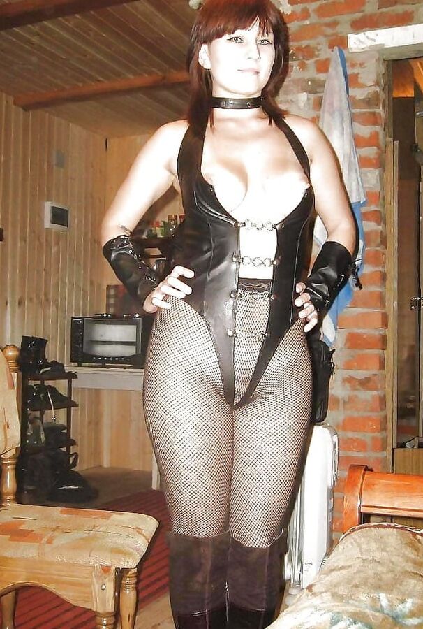 II Schone Frauen in Dessous