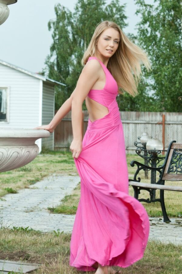 Classic s blonde glamour model Eloise B