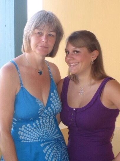 Mother or daughter? You choose!
