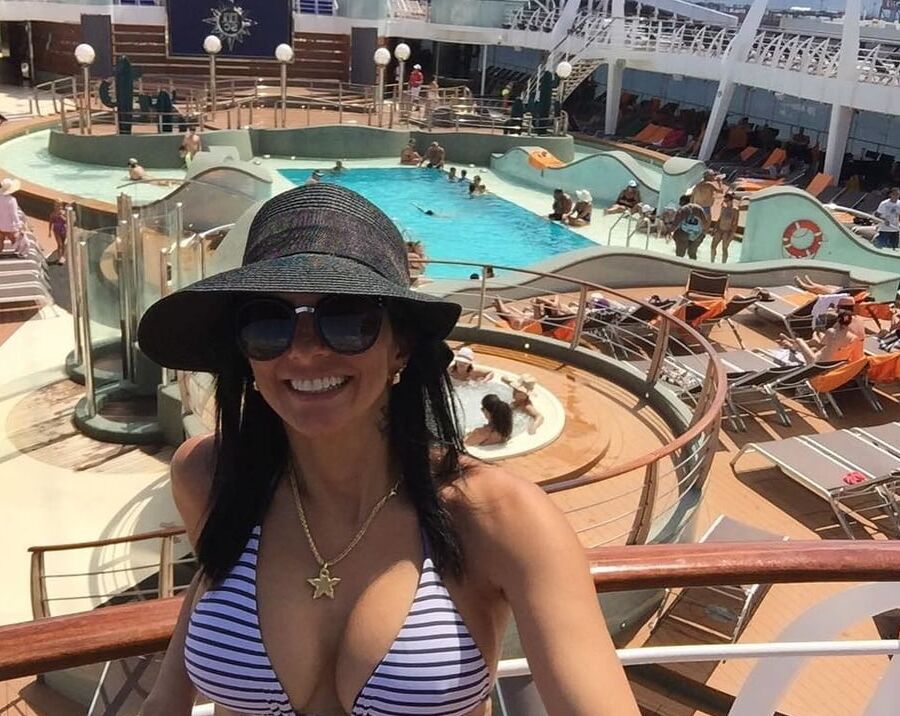 Bitch flavia