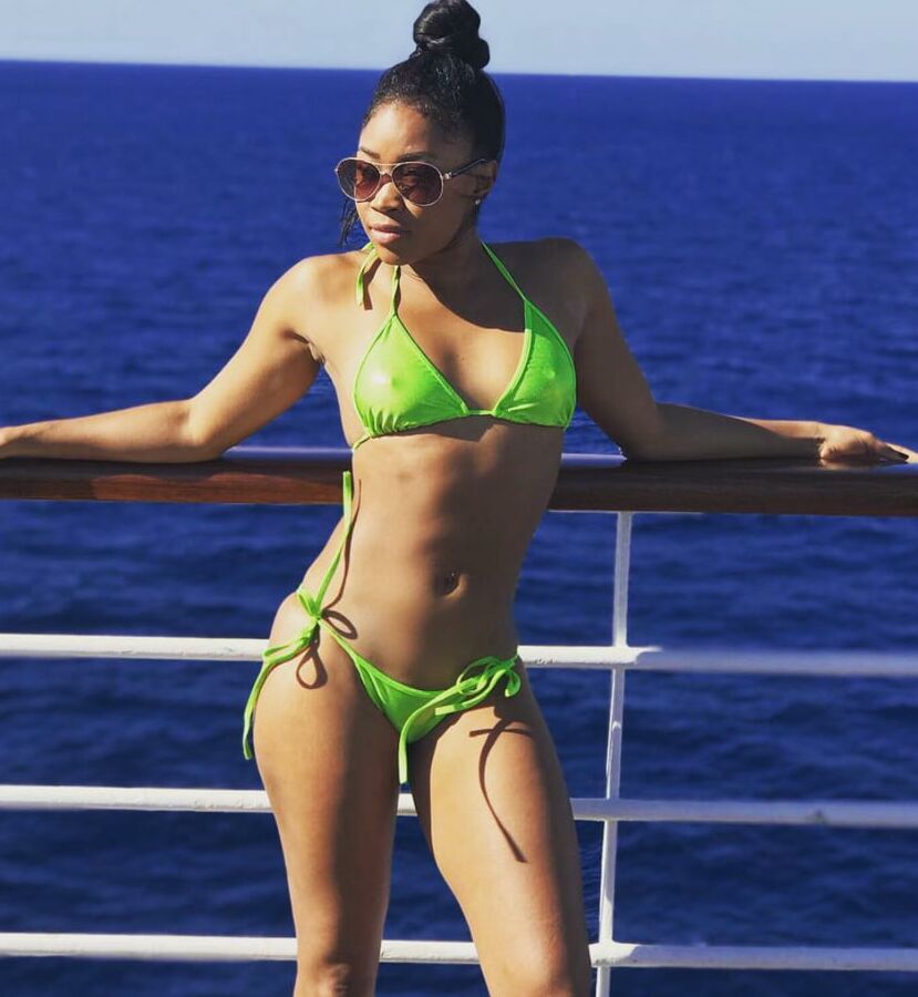 Ariana Andrew Ex WWE Star