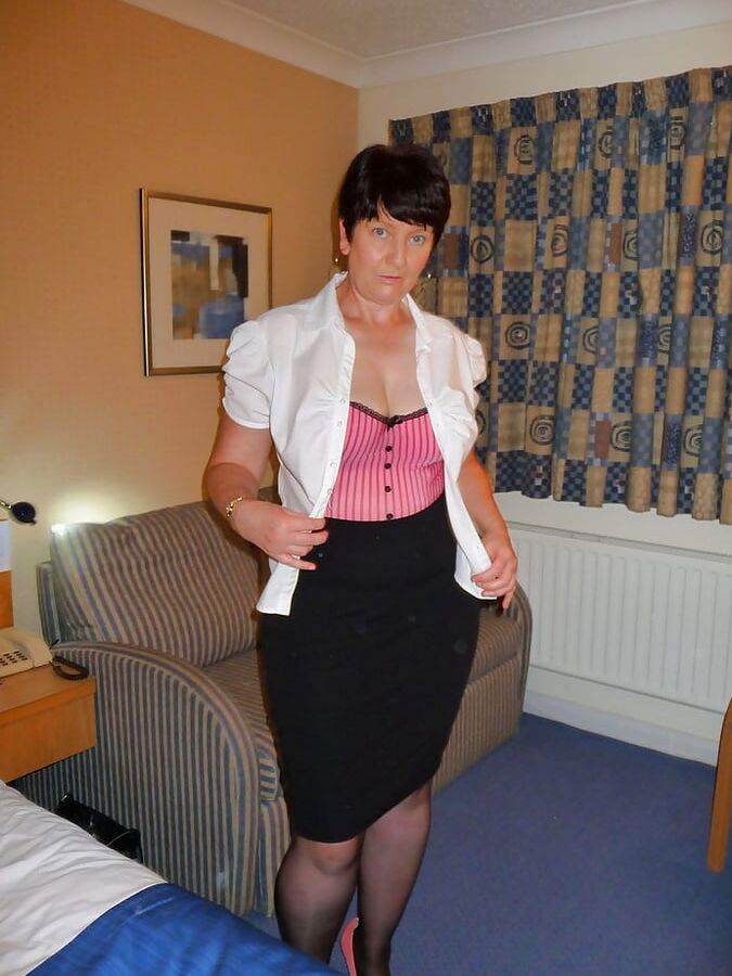 UK MILF