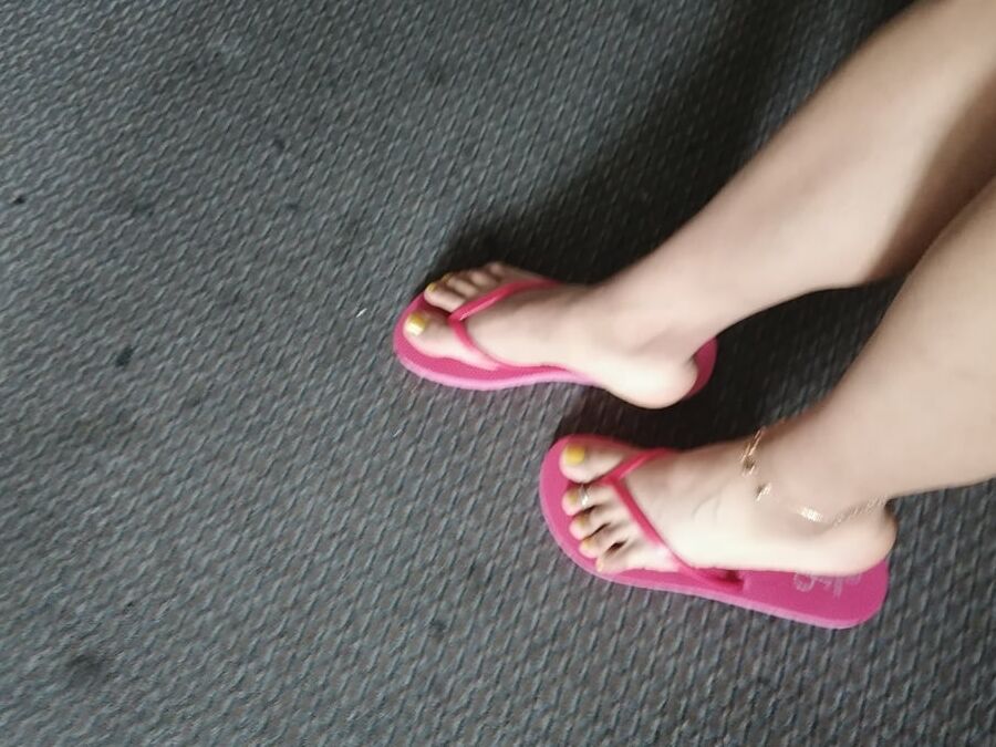 My sexy feet in flip flops
