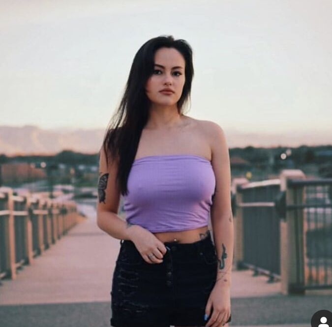 Braless Boobs