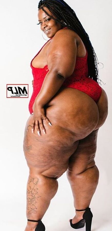 Bbw mega booty big legged chunky pear starso