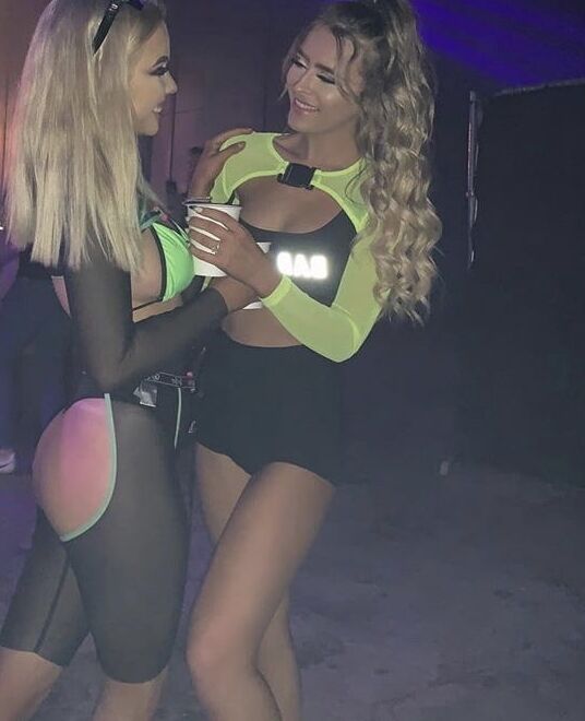 Blonde British Babe: Liv