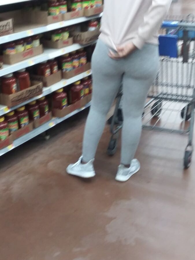Just some phat asses