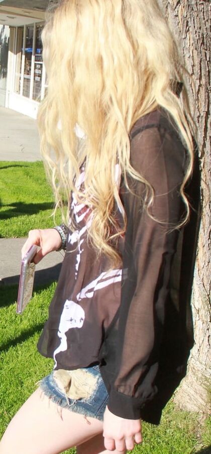 Avril Lavigne Come as you are..