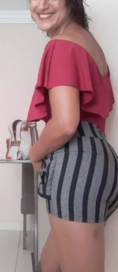 SEXY MILF