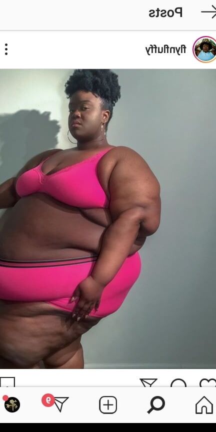 Hoodyman SSBBW . Nude piggy special.