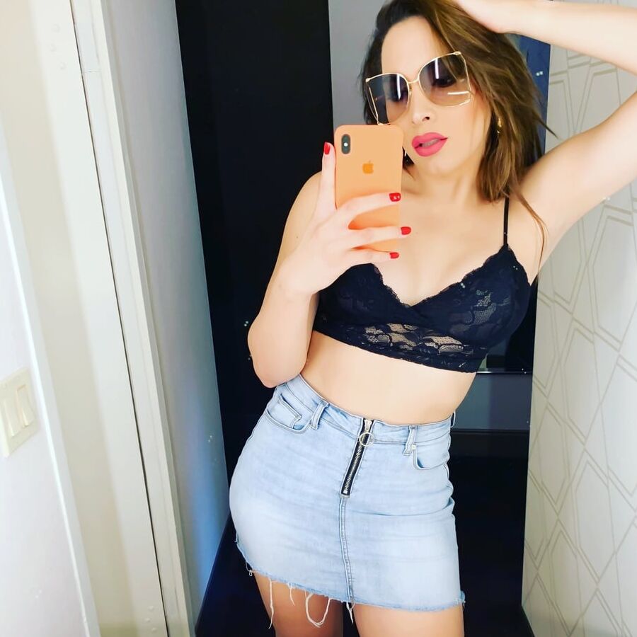 Horny woman