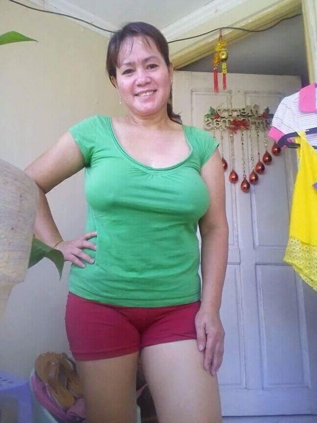 MILFS, Matures and Moms