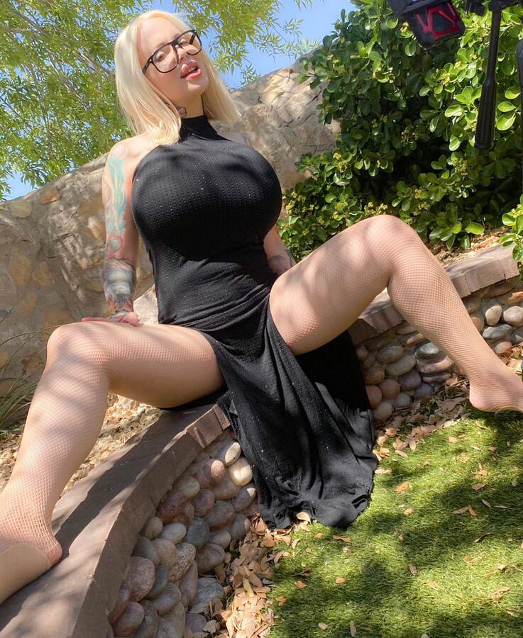 Chat with me