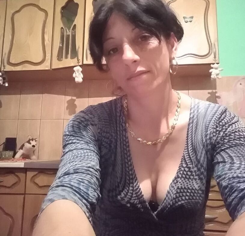 ROU ROMANIAN MILFS MOM HAS FAT LITTLE TITS - A TRUE WHORE