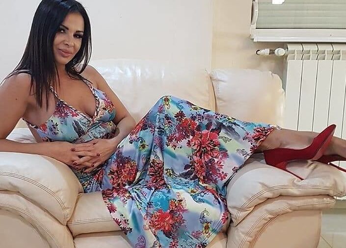 Tina Ivanovic extra samo extra samo to se trazi