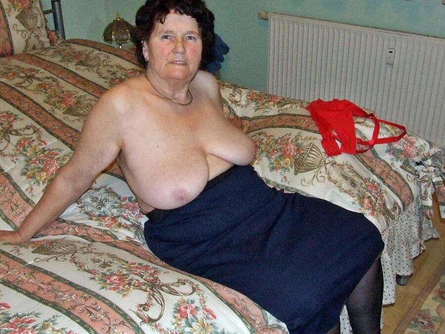 Yasli olgun anne kilolu kadin mature bbw granny azgin turk